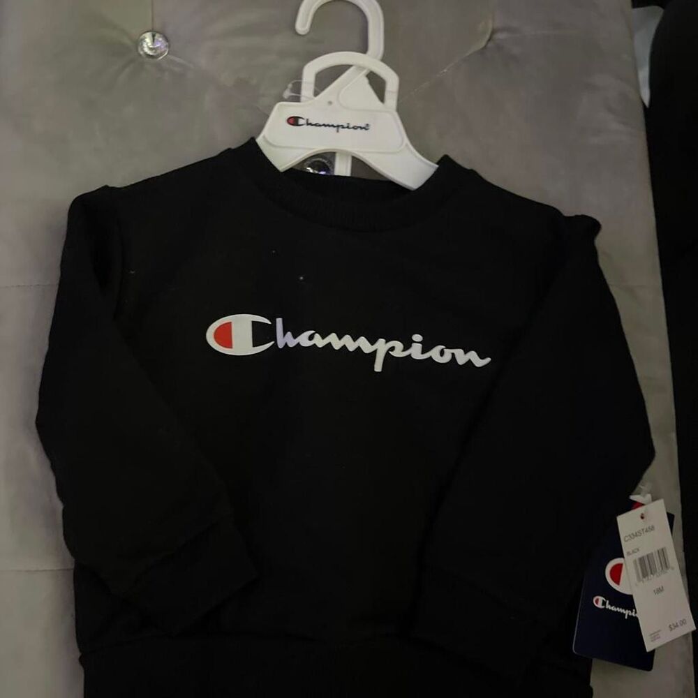 Champion Men's Black Sweatshirt